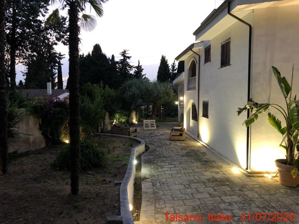 Relais Villa Lama Boutique Hotel タラント エクステリア 写真
